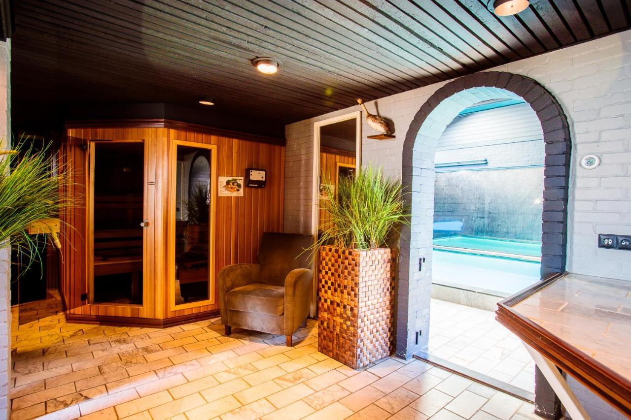 Bungalow met privé zwembad en sauna Villa Meppel Exteriör bild