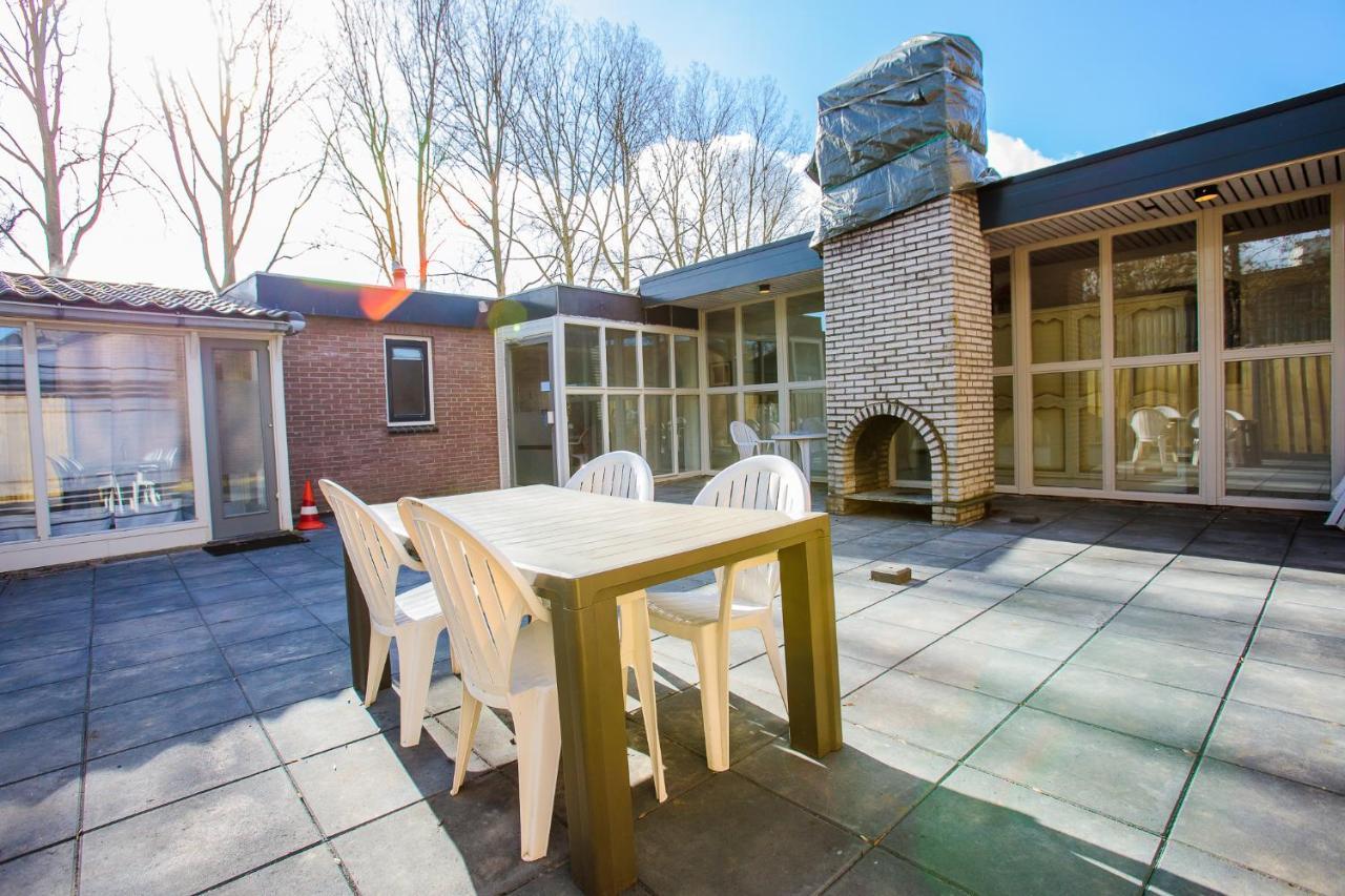 Bungalow met privé zwembad en sauna Villa Meppel Exteriör bild